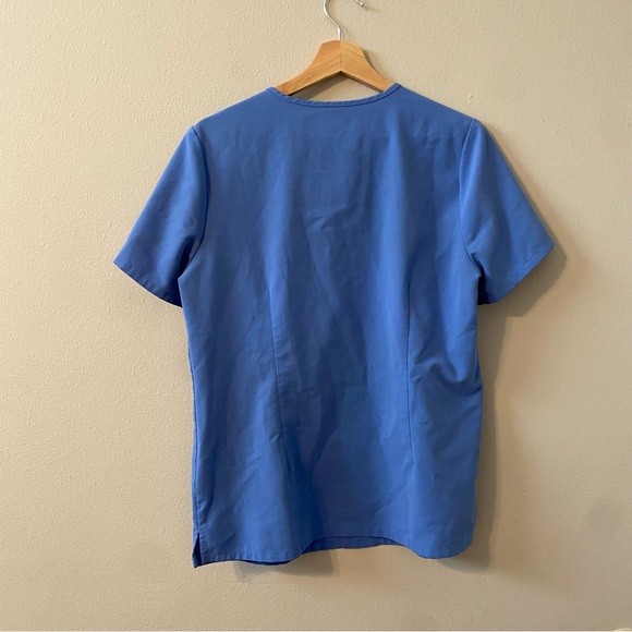 Figs Catarina One-Pocket Scrub Top in Cecil Blue Size Medium - Picture 2 of 5